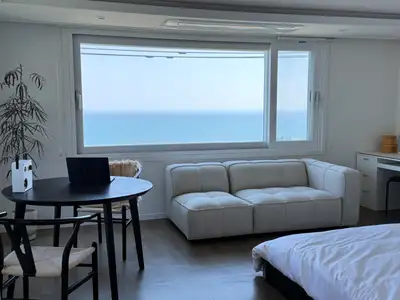 house image 1