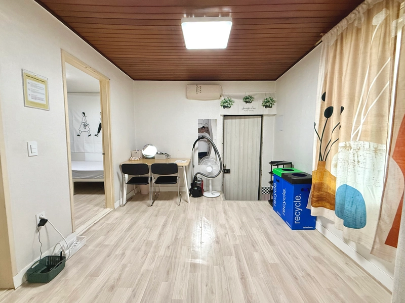 house image 6