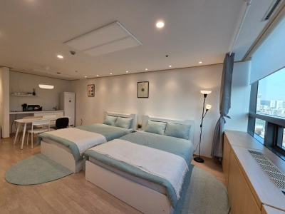 house image 3