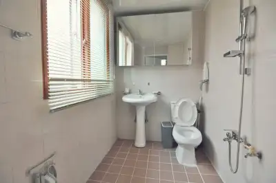 house image 4