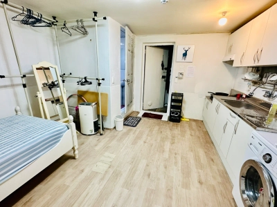 house image 4