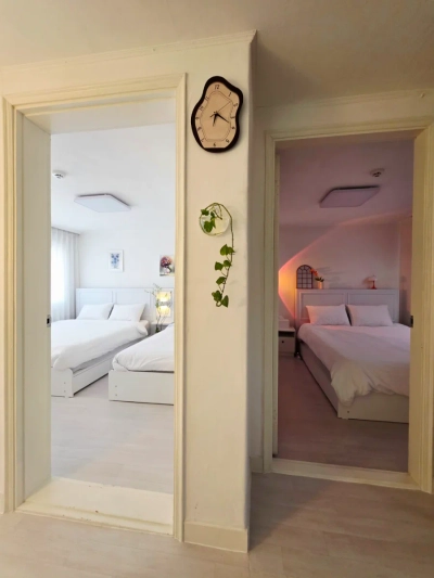 house image 3