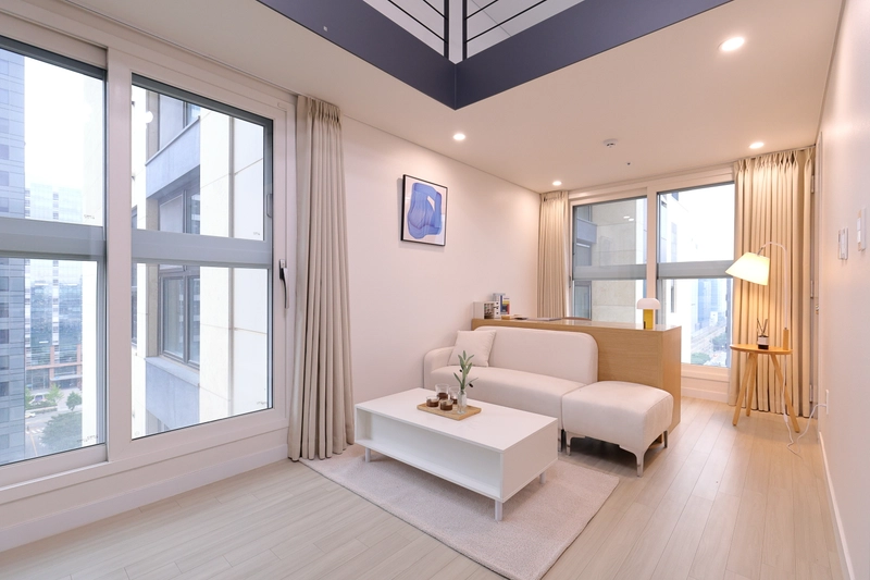 house image 0