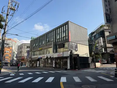 house image 1