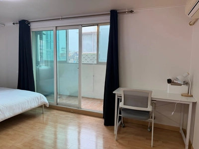 house image 3