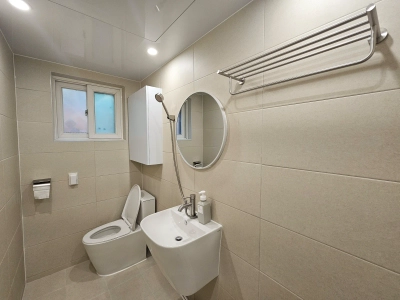 house image 3