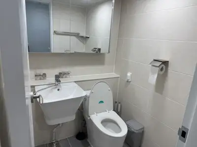 house image 4