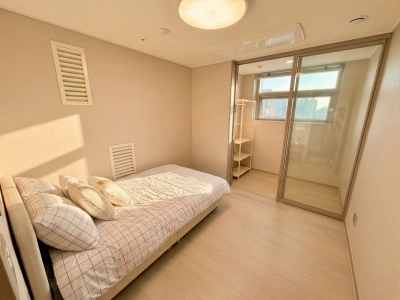 house image 4