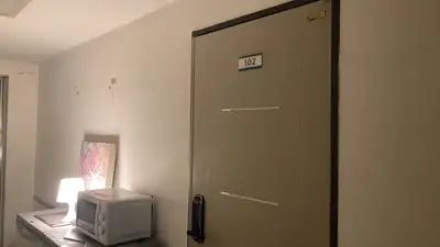 house image 3