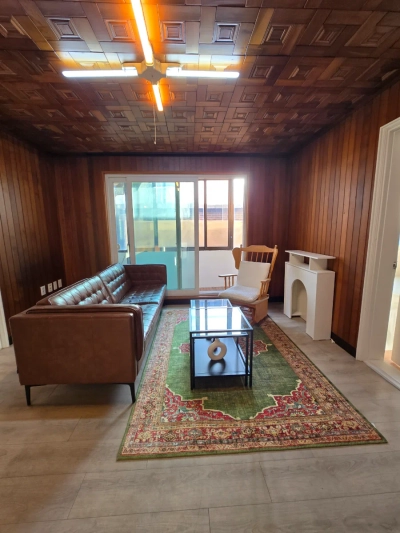 house image 1