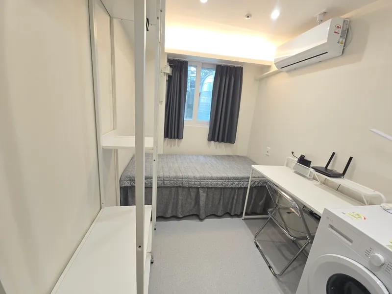 house image 0