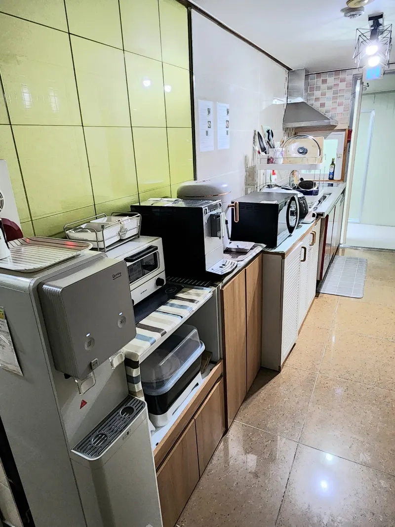 house image 2