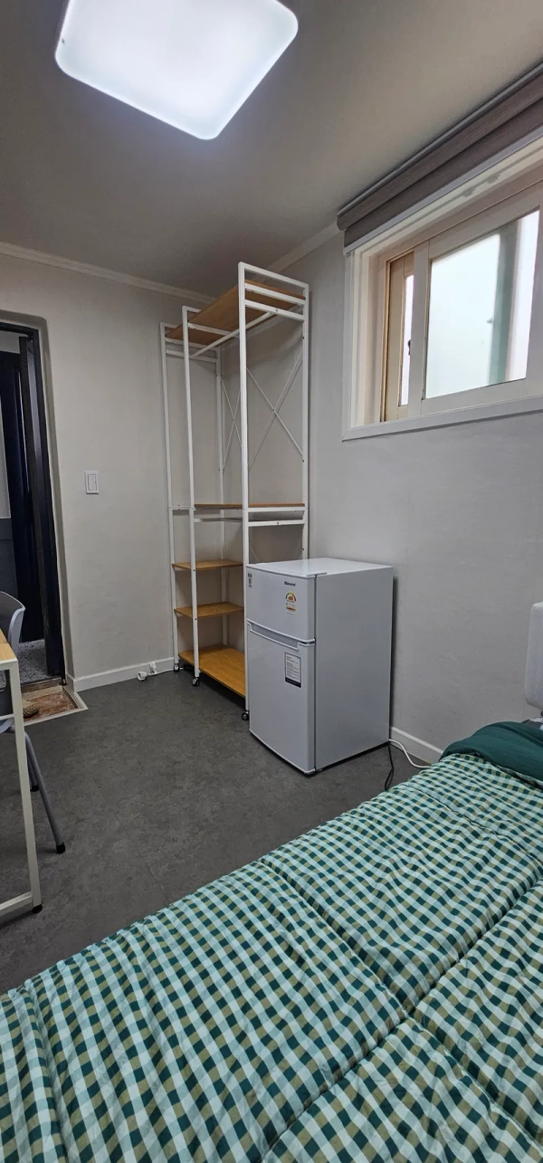 house image 0