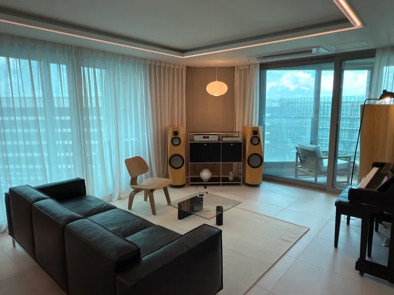 house image 0