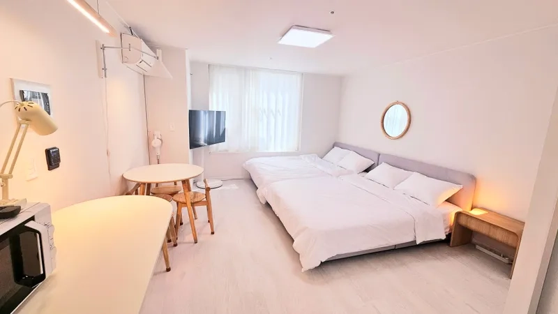 house image 0