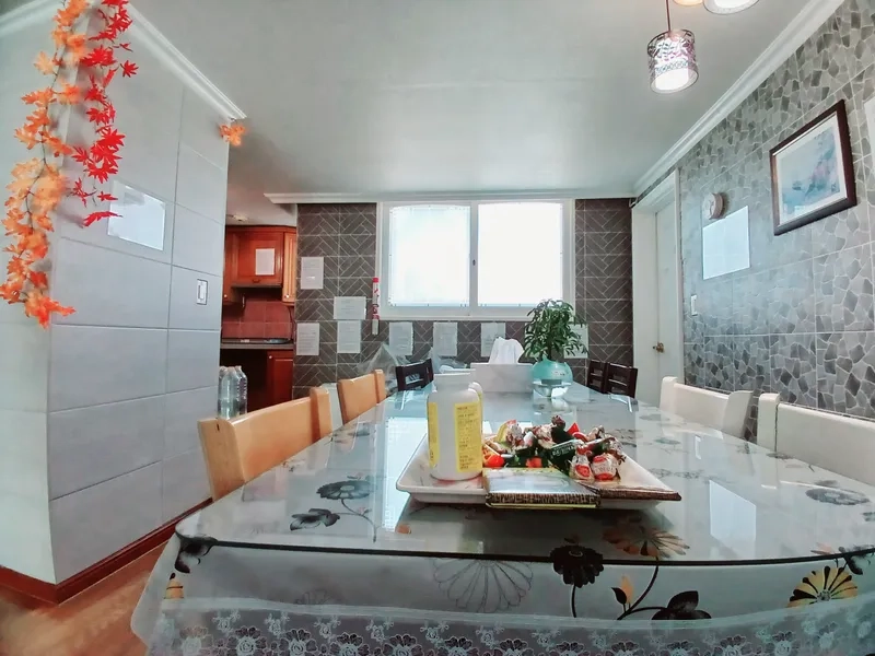 house image 9