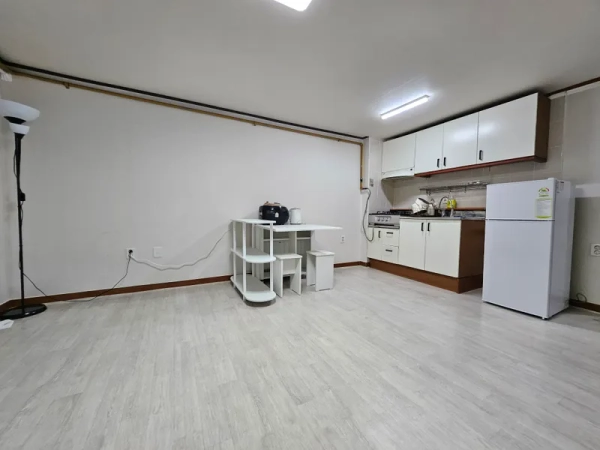 house image 4