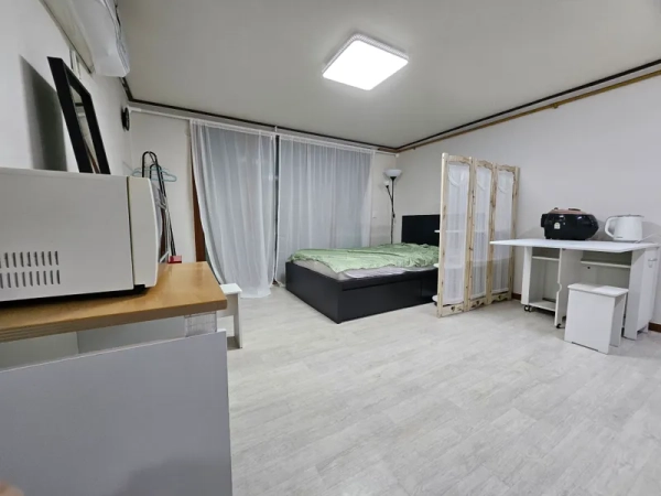 house image 3