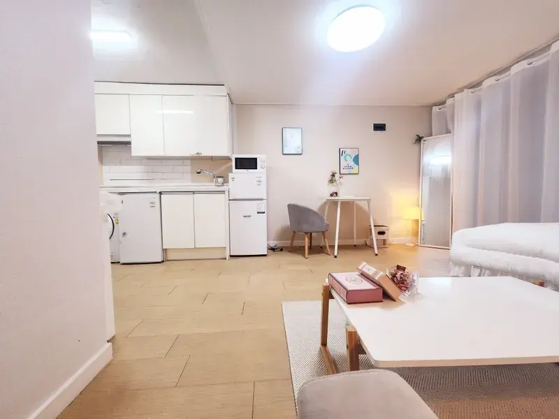 house image 2