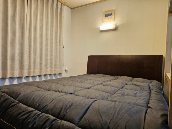 house image 0