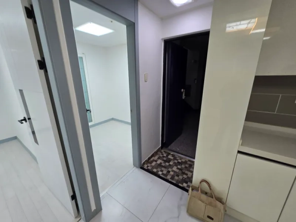 house image 4