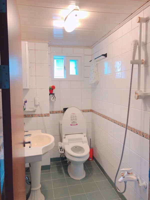 house image 4