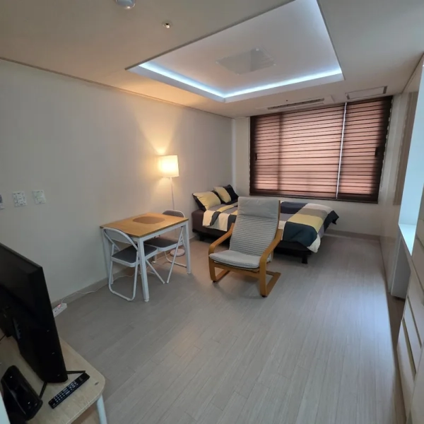 house image 3