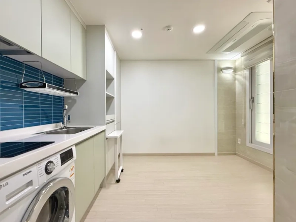 house image 0