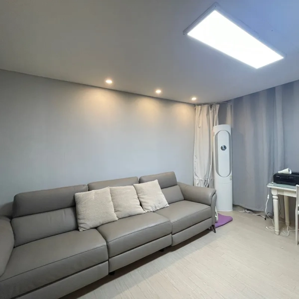 house image 0
