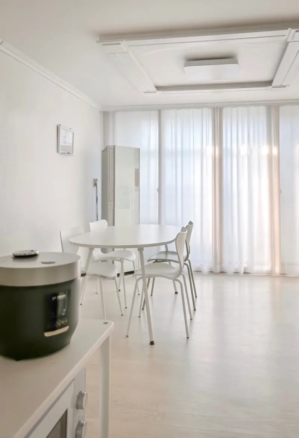 house image 0