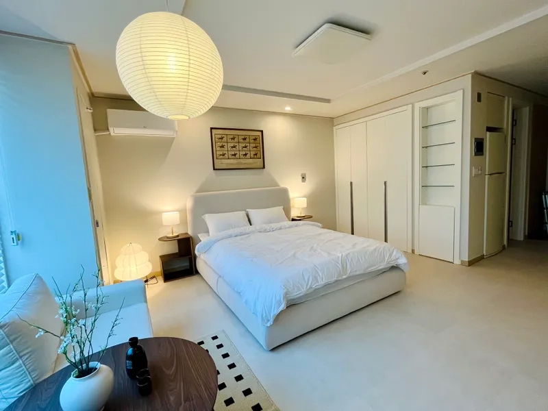 house image 0
