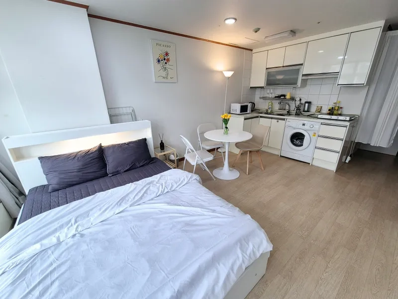 house image 3