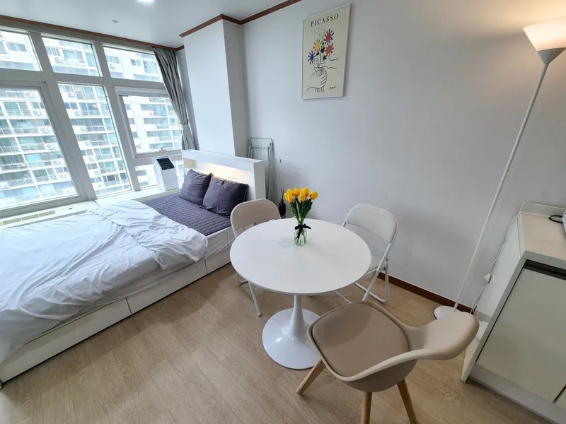 house image 1