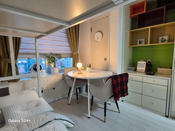 house image 0