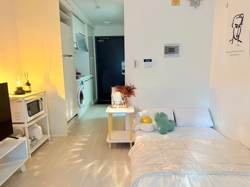 house image 0