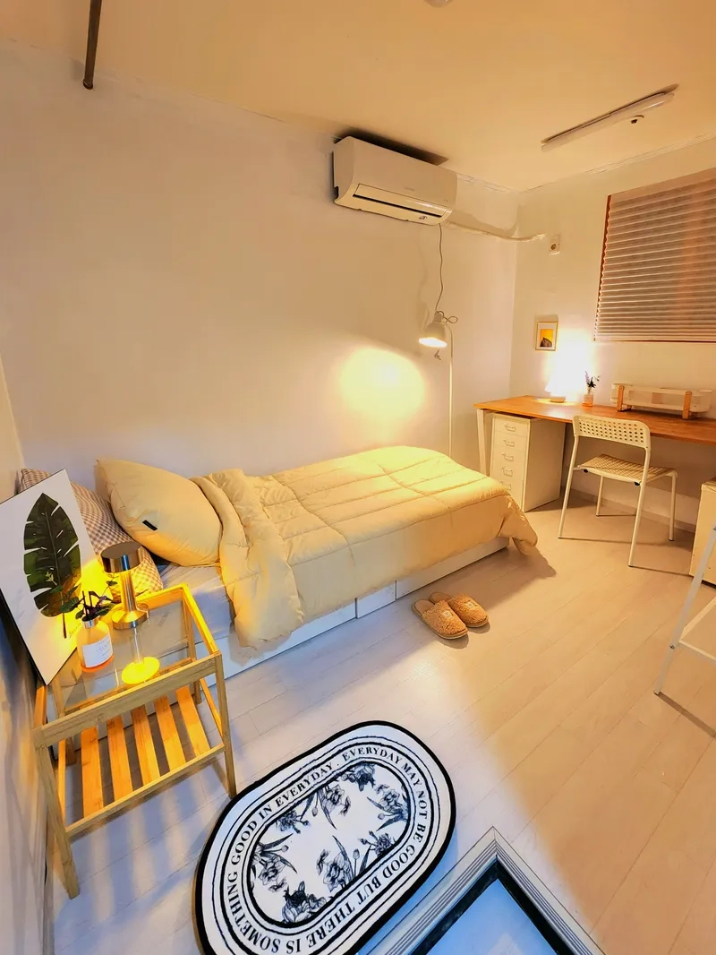 house image 0