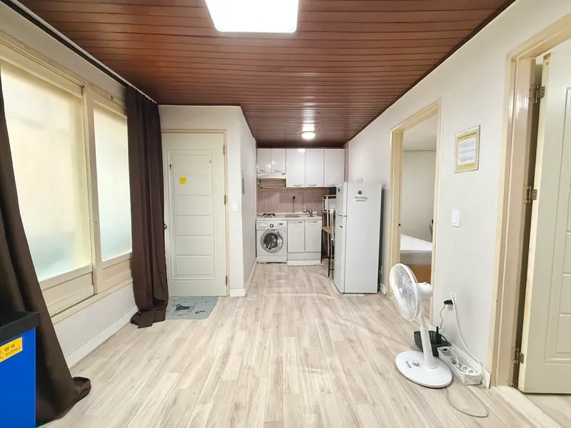 house image 0
