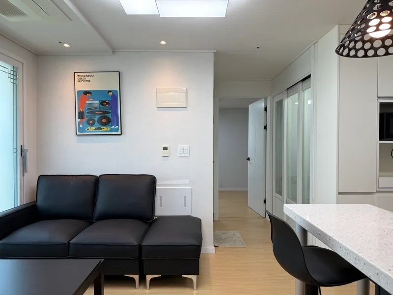 house image 1