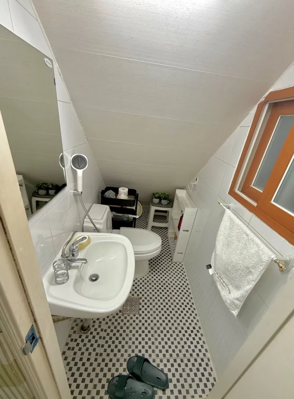house image 8