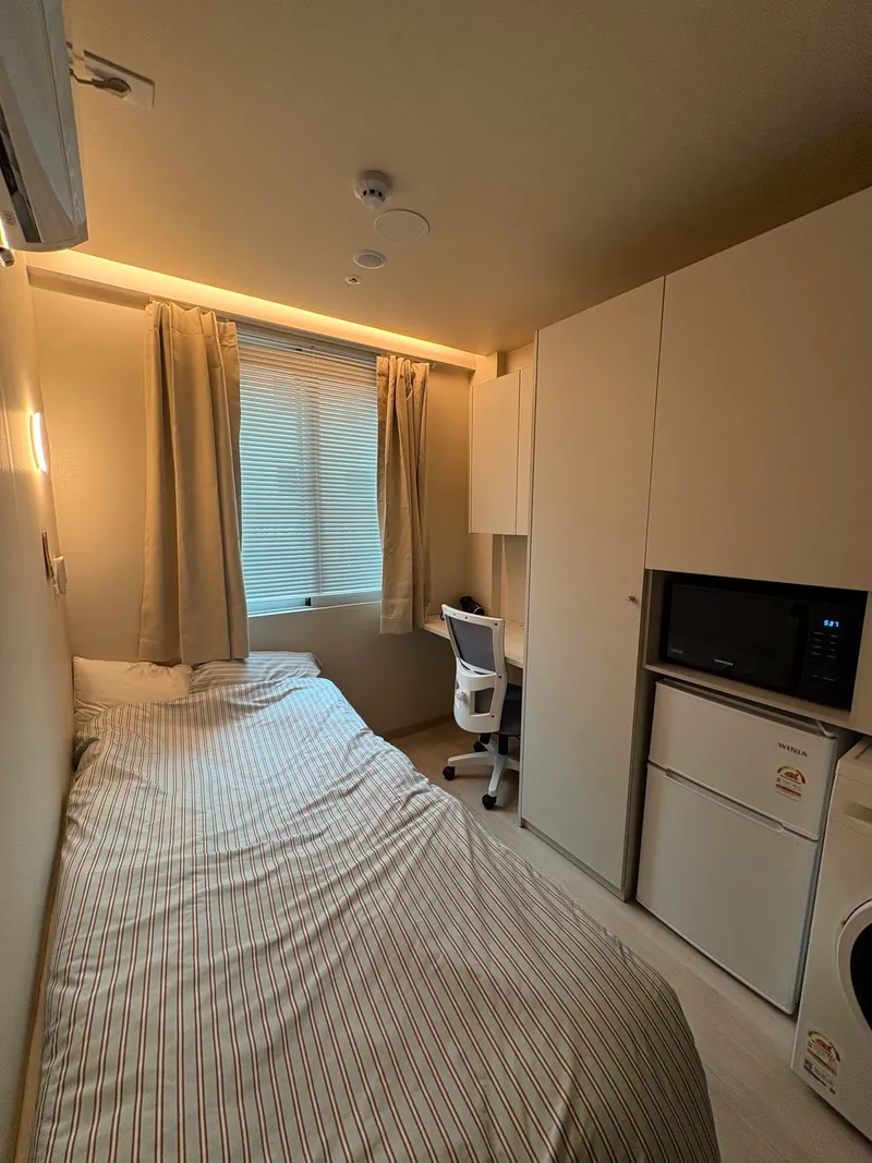 house image 0