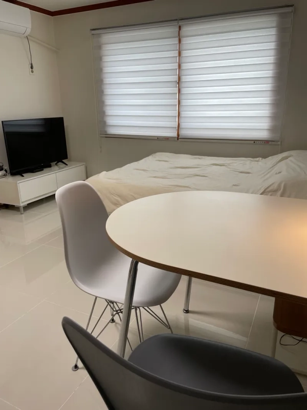 house image 4