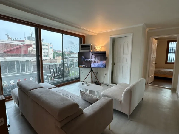 house image 2