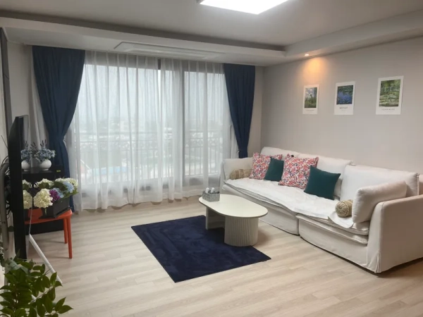 house image 2