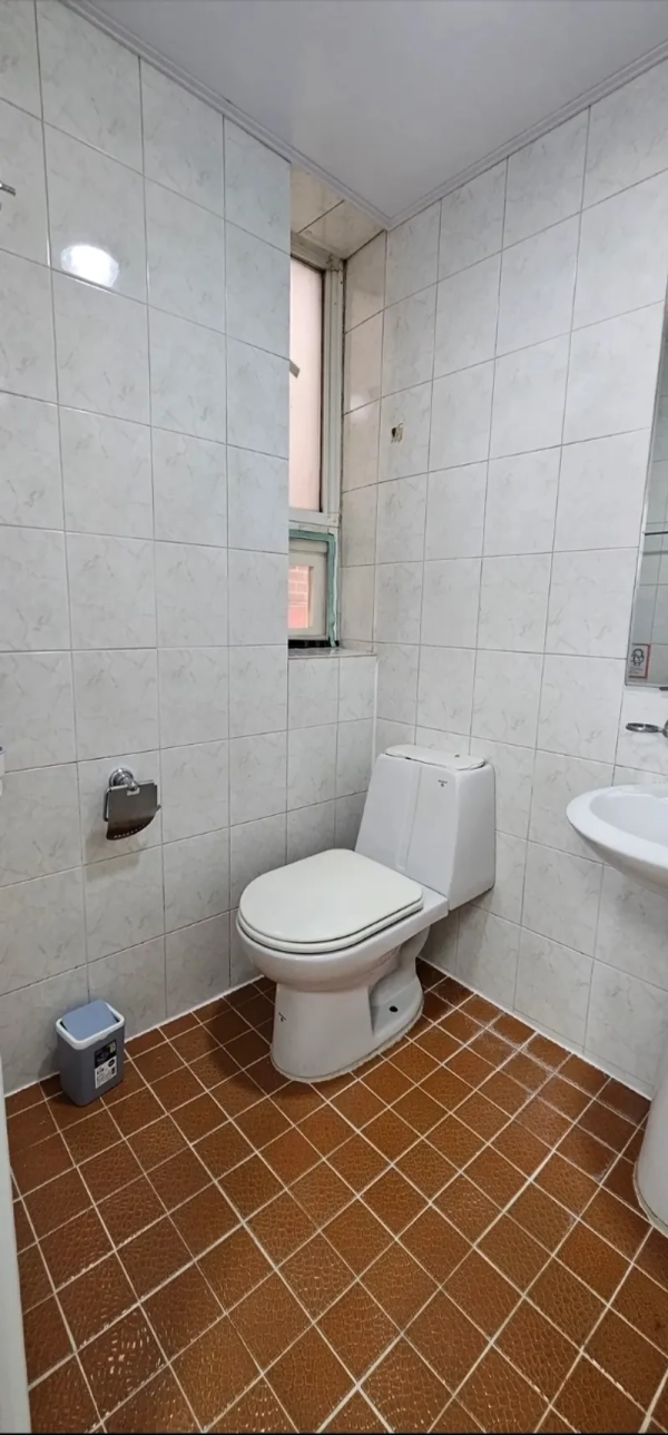 house image 4