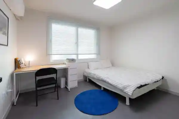 house image 3