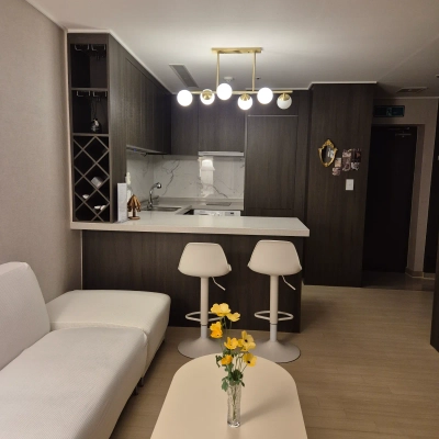 house image 3