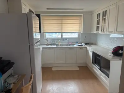 house image 3