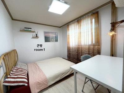 house image 3