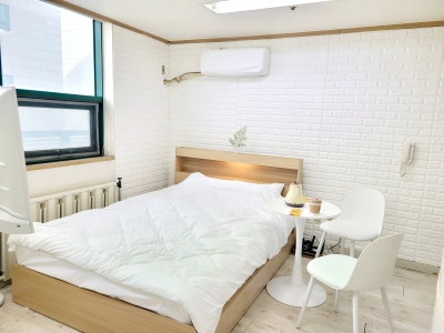 house image 3