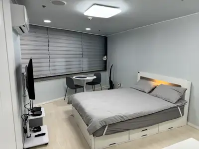 house image 1